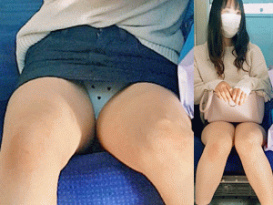 Thoroughly enjoy the pattern of cute panties Train face-to-face panchira