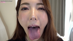 First half ① Completely subjective video of Yui Hatano! Show your tongue! Finger licking! Dildo licking! Bad breath torture! Lick the lens! Spitting!