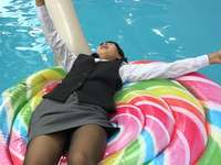 Playing in the pool with office uniform(DW42-3)