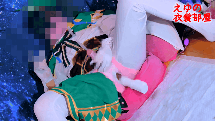 Bukkake play with cum fountain mass ejaculation! A femboy in a Shota character cosplay masturbates with a rotor, dildo, and pet foot-washing cup! [Shota・genshin・Venti]